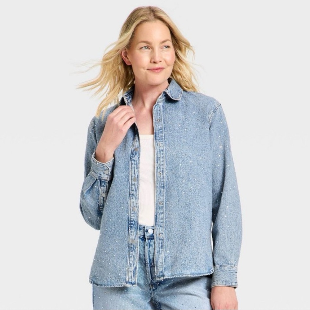 Women’s Denim Button-Down Rhinestone Shirt